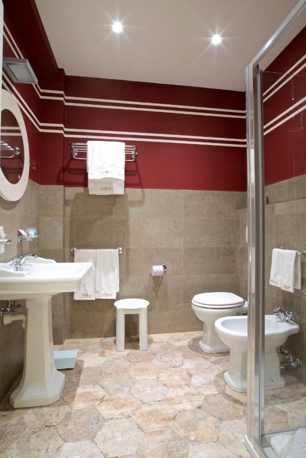 Design Suite Tirano Extérieur photo