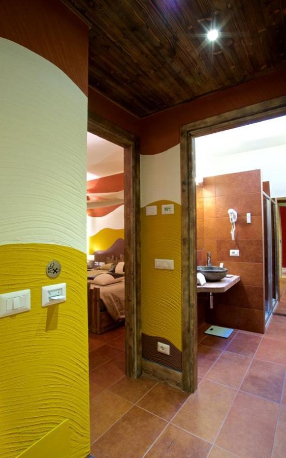 Design Suite Tirano Extérieur photo