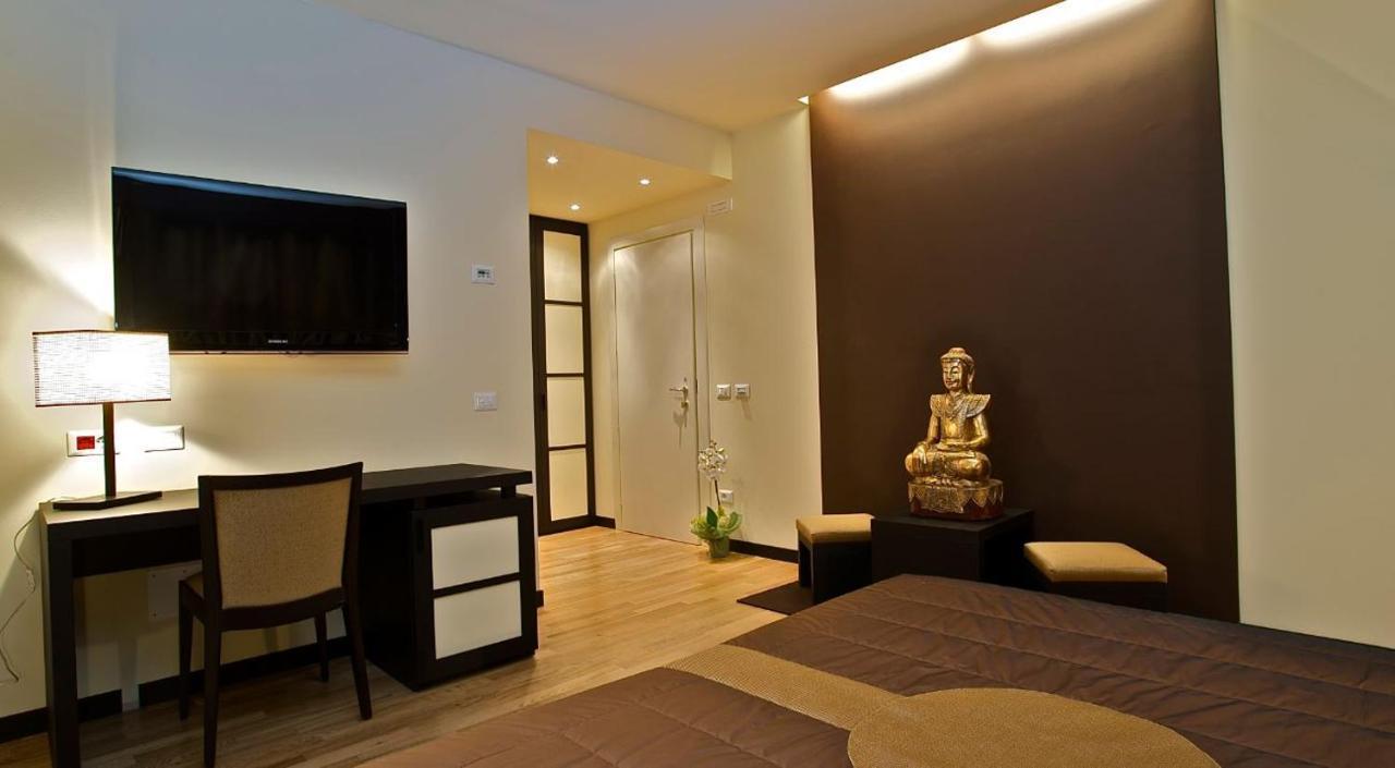 Design Suite Tirano Extérieur photo