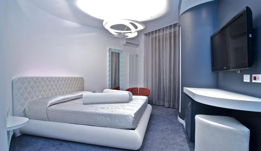 Design Suite Tirano Extérieur photo