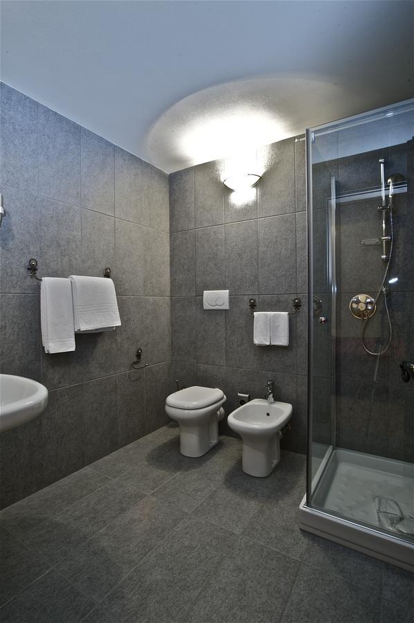 Design Suite Tirano Extérieur photo